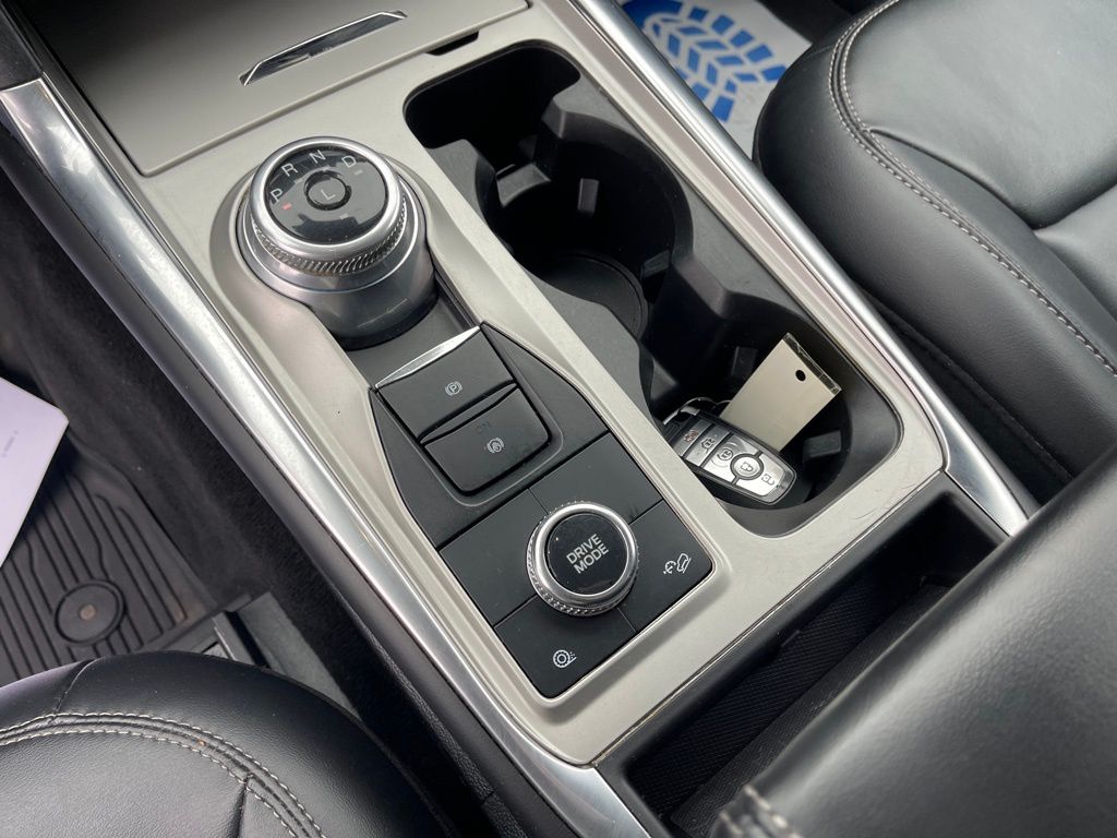 2022 Ford Explorer XLT - Photo 24