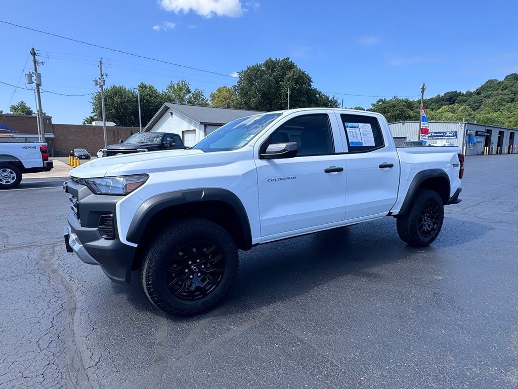 Used 2025 Chevrolet Colorado Trail Boss Truck
