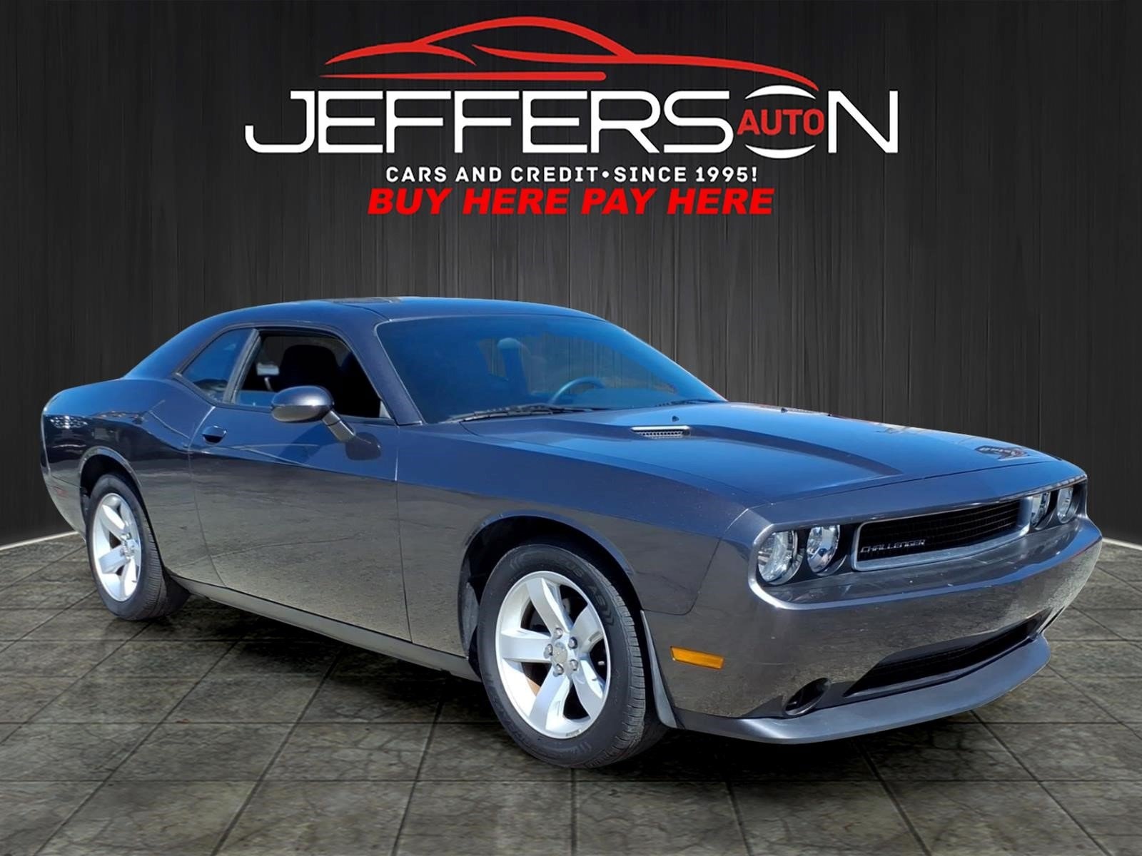2013 Dodge Challenger SXT
