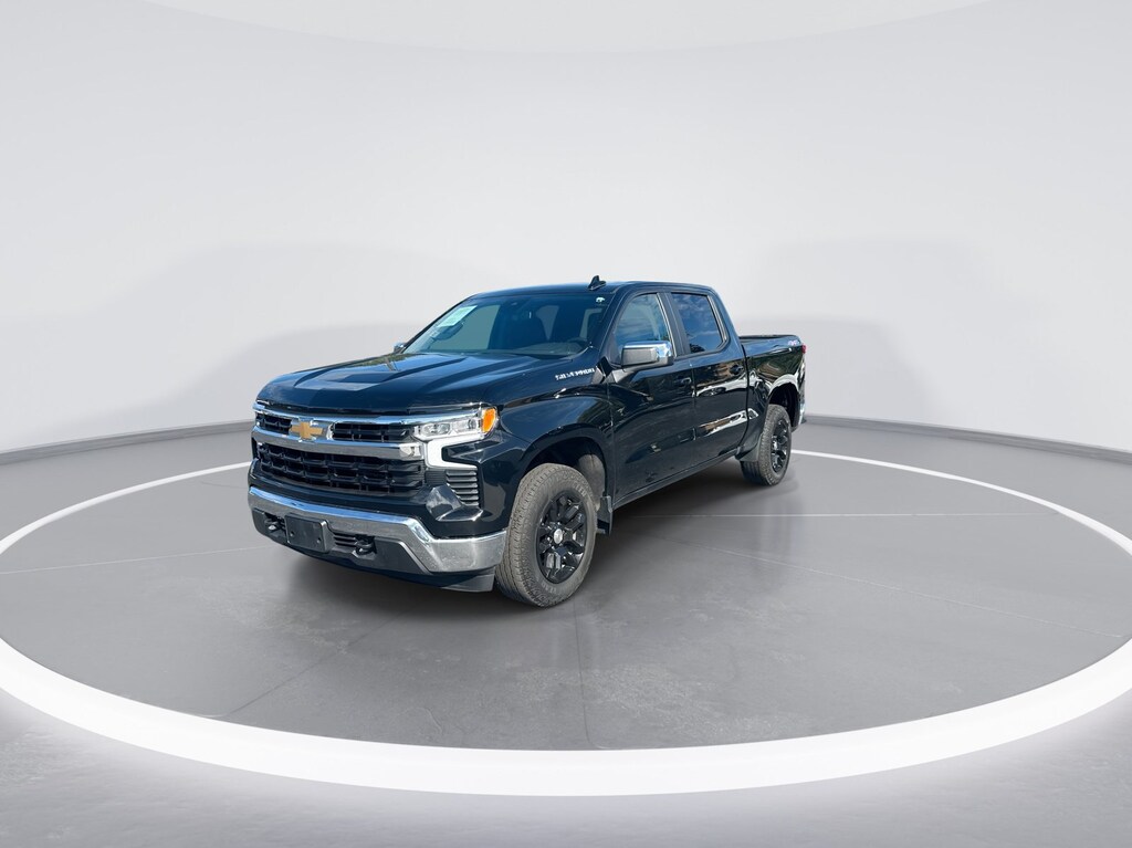 Used 2024 Chevrolet Silverado 1500 LT Pickup