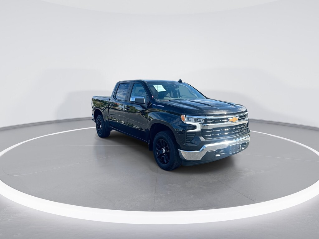 Used 2024 Chevrolet Silverado 1500 LT Pickup