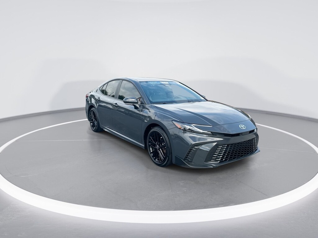 Used 2025 Toyota Camry SE Sedan