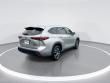 2022 Toyota Highlander Hybrid XLE SUV