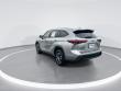 2022 Toyota Highlander Hybrid XLE SUV