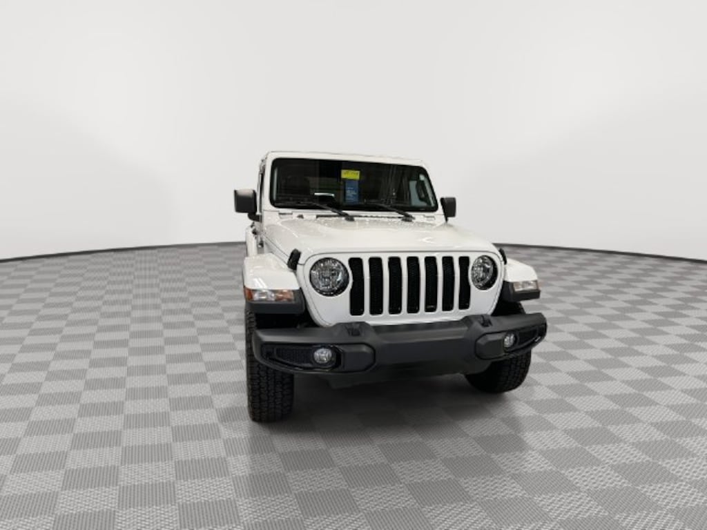 Used 2021 Jeep Wrangler Unlimited Sahara Altitude SUV