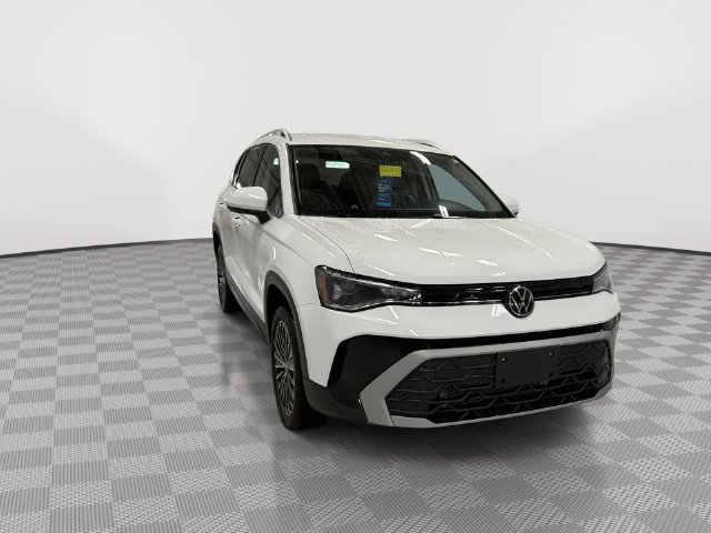 Used 2025 Volkswagen Taos SE SUV