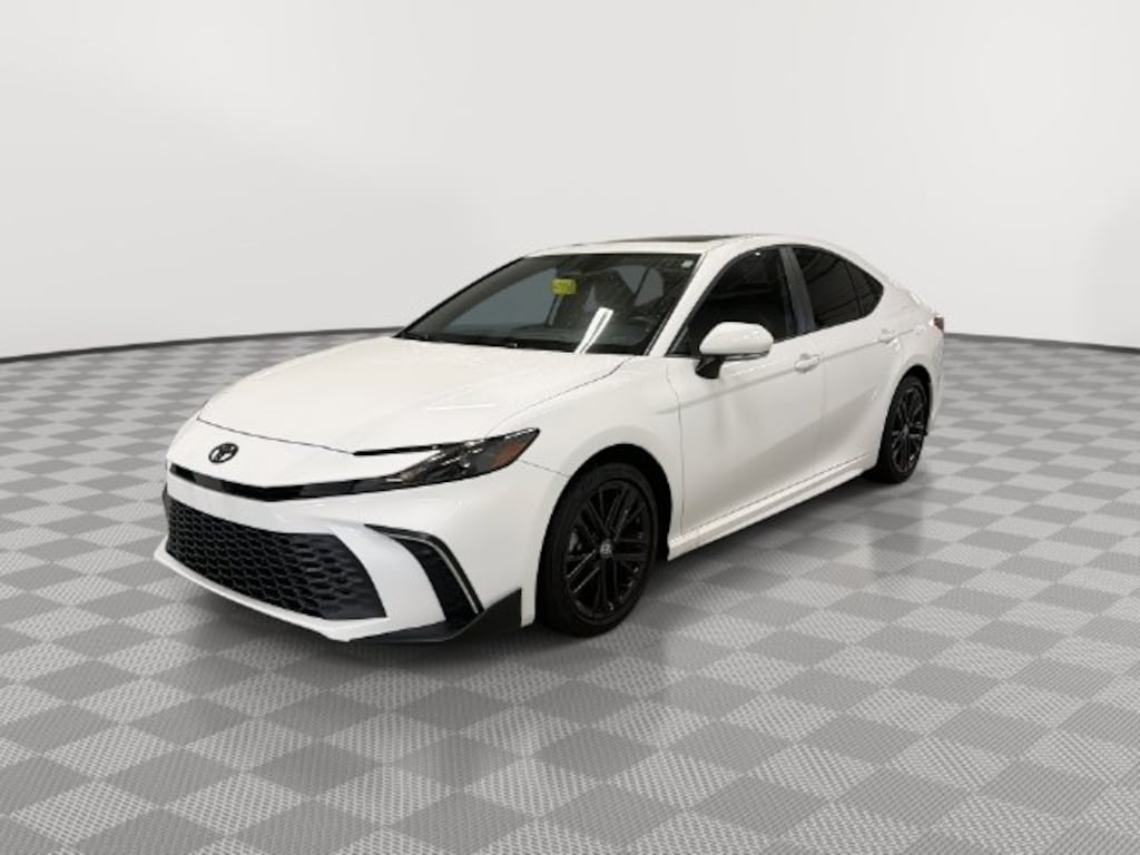 Used 2026 Toyota Camry SE Sedan
