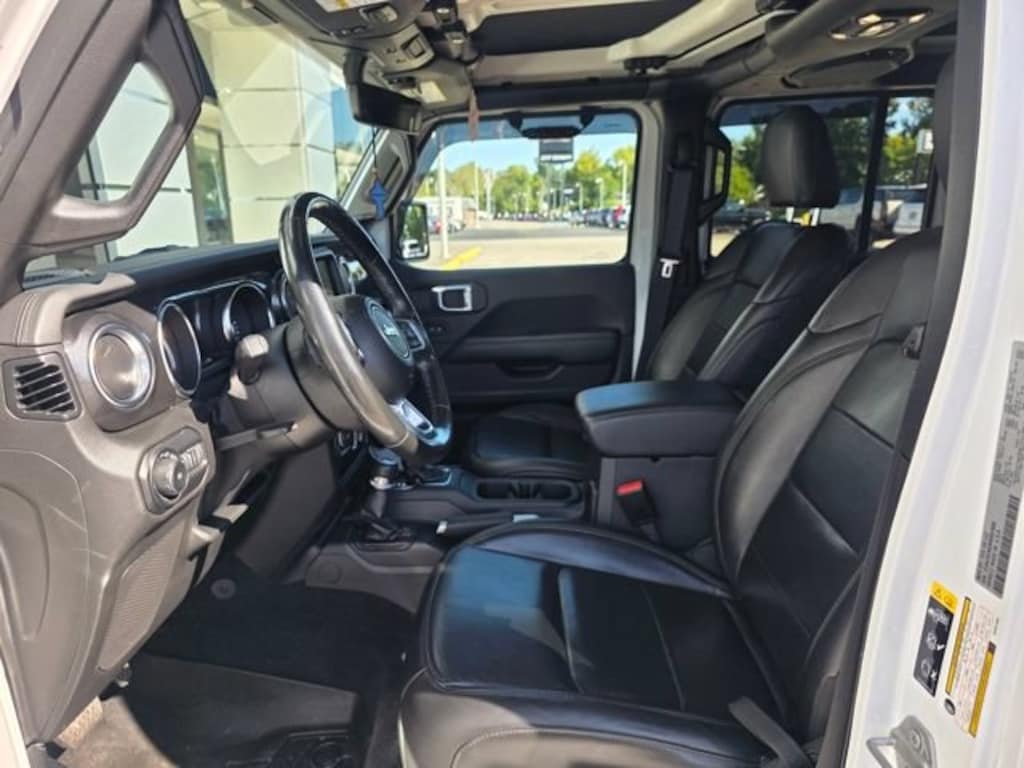 Used 2021 Jeep Wrangler Unlimited Sahara Altitude SUV