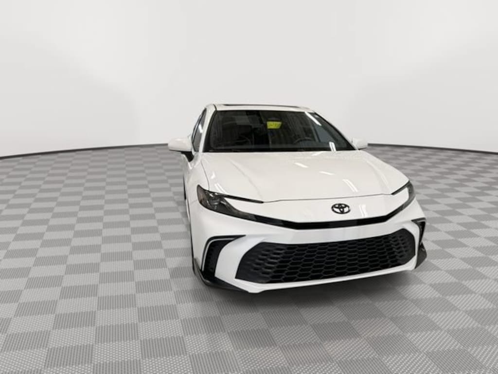 Used 2026 Toyota Camry SE Sedan