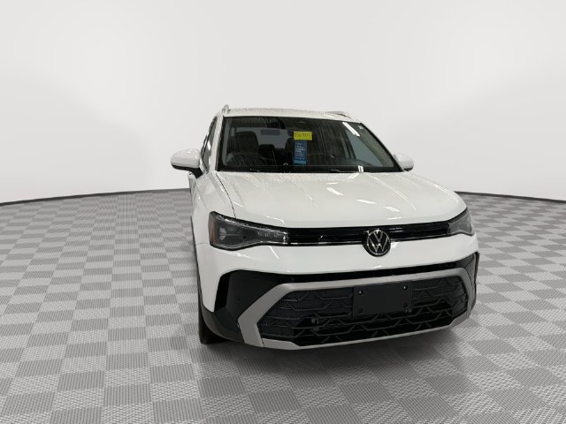 Used 2025 Volkswagen Taos SE SUV