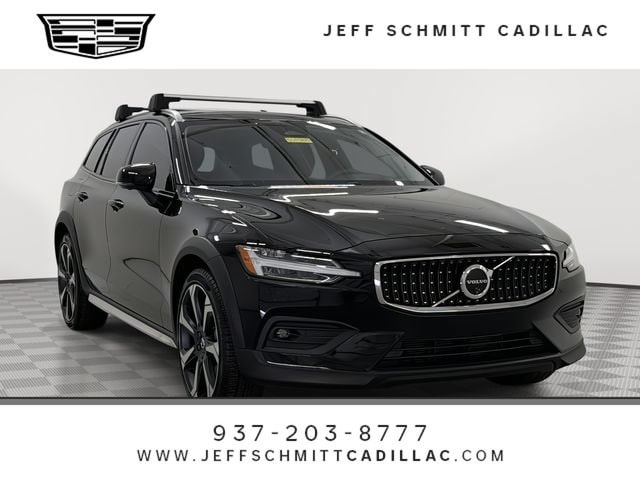 2025 Volvo V60 Cross Country Ultra