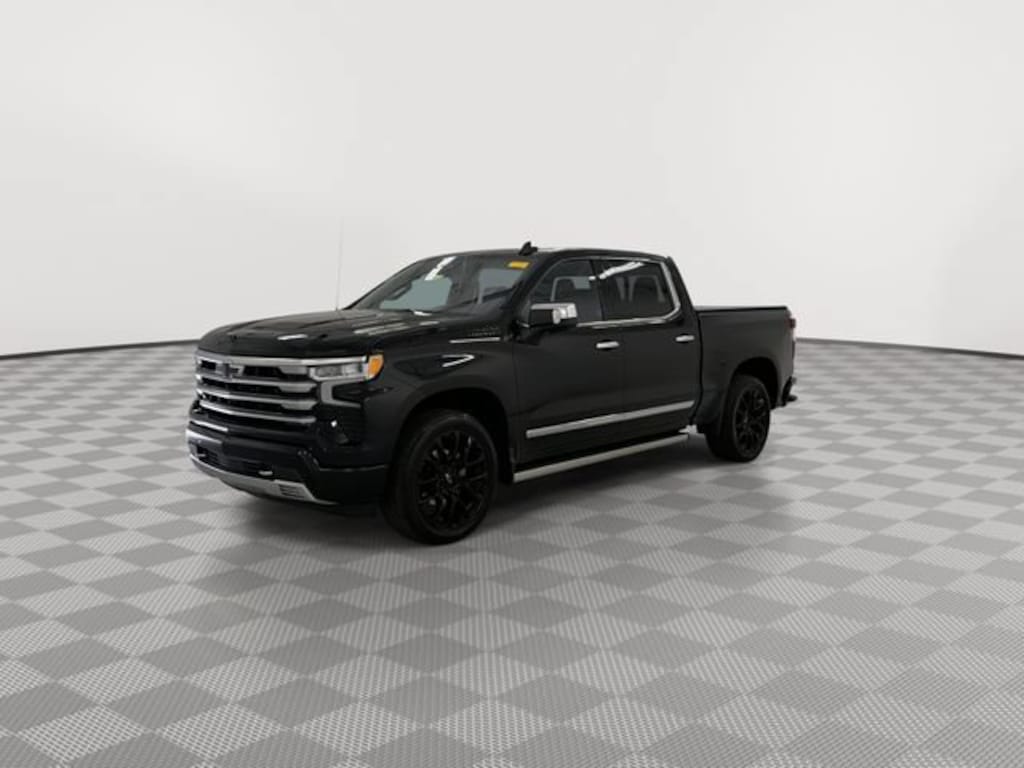 Used 2025 Chevrolet Silverado 1500 High Country Truck