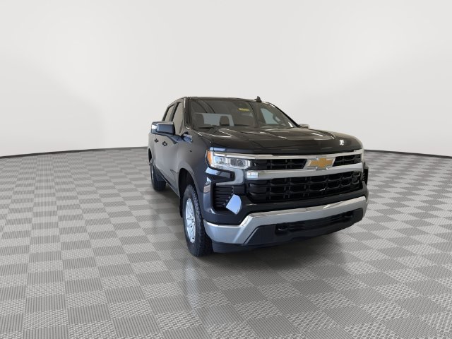 2023 Chevrolet Silverado 1500 LT - Photo 3