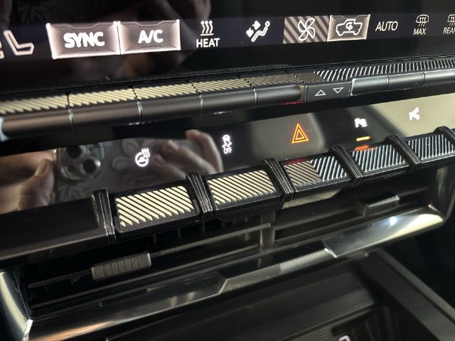 2026 GMC HUMMER EV 2X - Photo 32