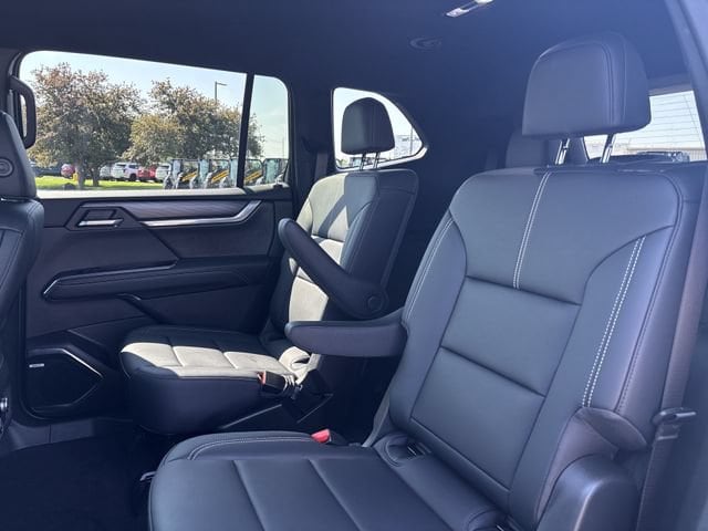 2026 GMC Acadia Elevation - Photo 19