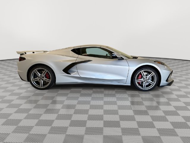 2026 Chevrolet Corvette 2LT - Photo 13