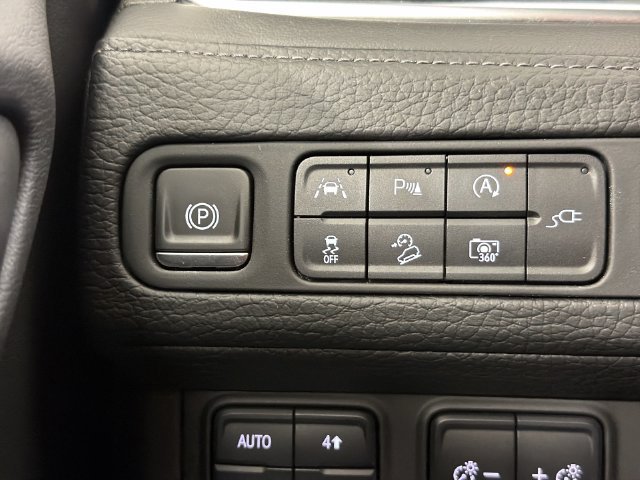 2022 GMC Yukon Denali - Photo 35