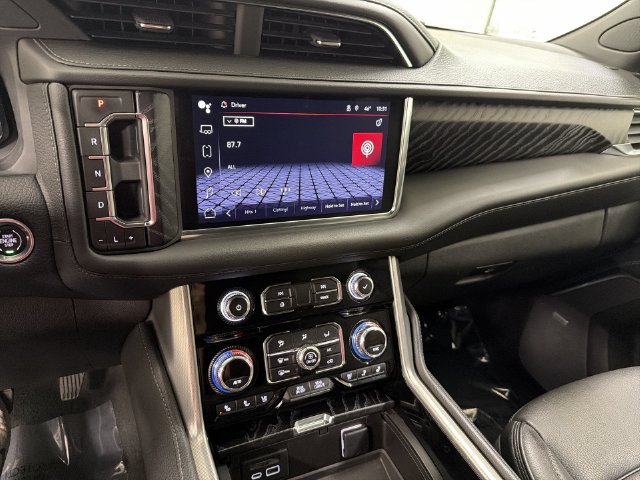 2022 GMC Yukon Denali - Photo 30