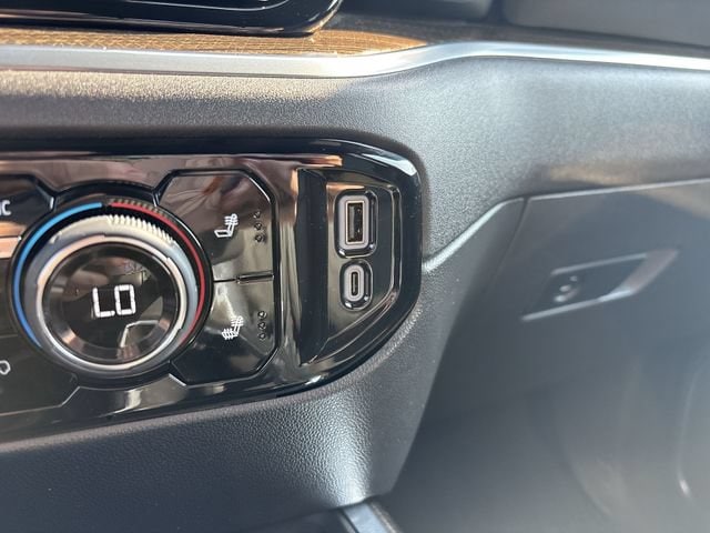 2025 Chevrolet Silverado 1500 LT Trail Boss - Photo 28