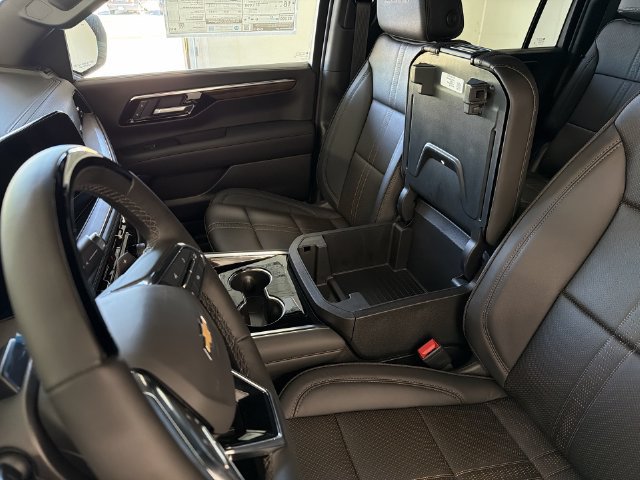 2026 Chevrolet Suburban High Country - Photo 26