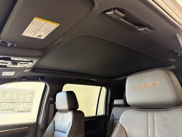 2026 Chevrolet Suburban High Country - Photo 25