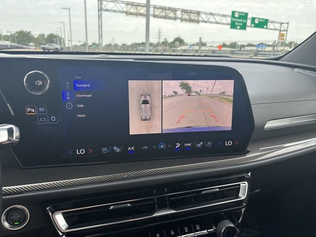 2025 Chevrolet Traverse High Country - Photo 32