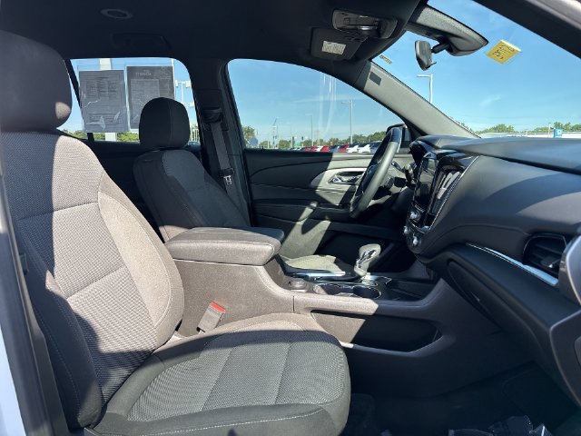 2023 Chevrolet Traverse 1LT - Photo 22