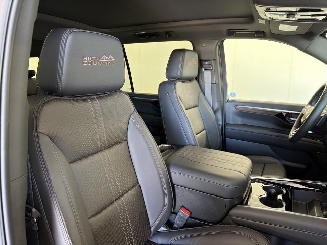 2026 Chevrolet Suburban High Country - Photo 20
