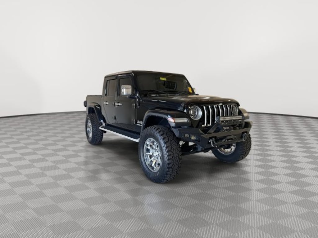 Used 2022 Jeep Gladiator Overland