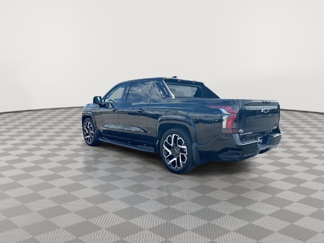 2025 Chevrolet Silverado EV RST - Photo 9