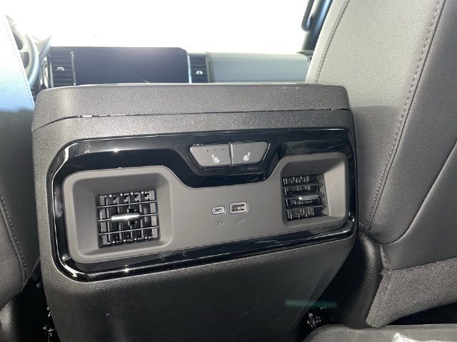 2026 Chevrolet Silverado 2500 HD ZR2 - Photo 21
