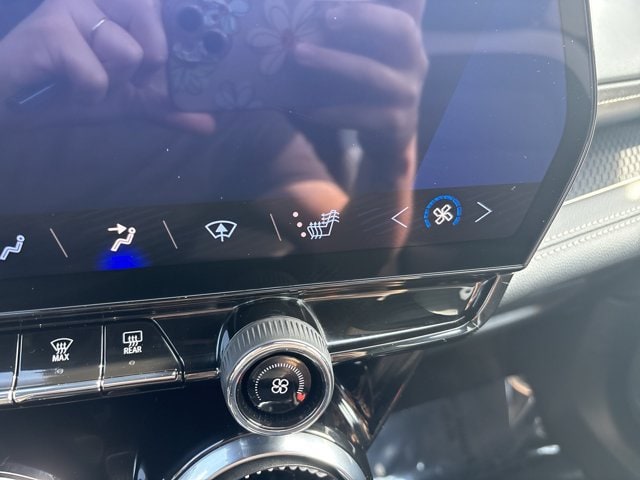 2025 Chevrolet Blazer EV LT - Photo 32