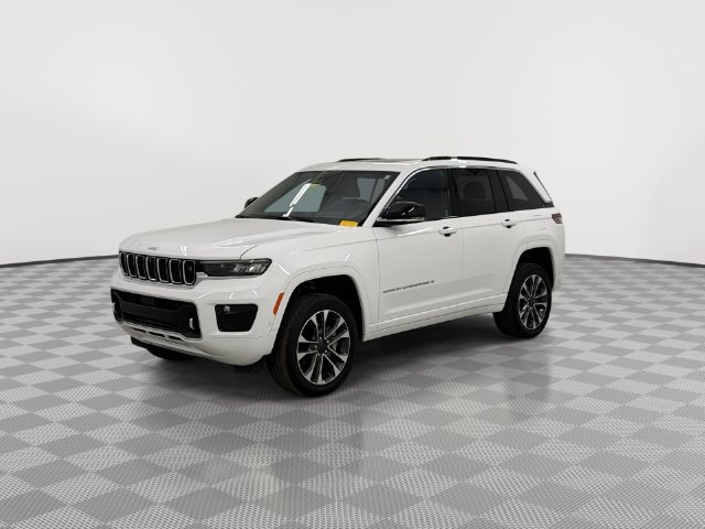 Used 2025 Jeep Grand Cherokee Overland 4x4 SUV