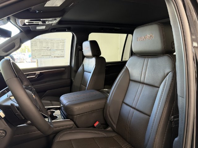 2026 Chevrolet Suburban High Country - Photo 22