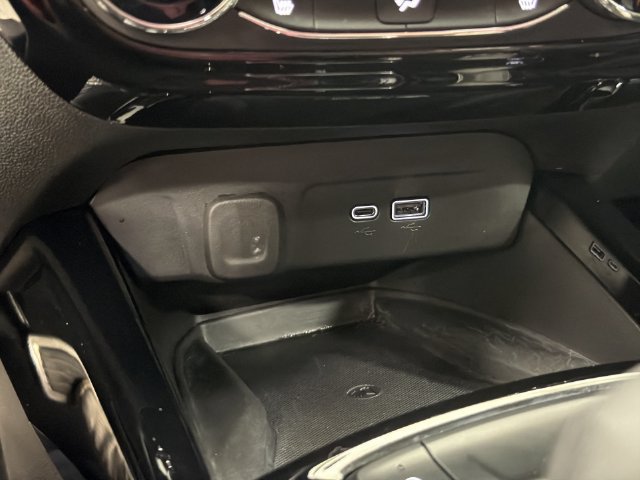 2024 Chevrolet Trax Activ - Photo 27