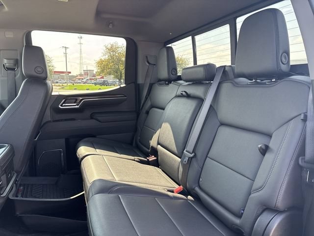 2025 Chevrolet Silverado 1500 LT Trail Boss - Photo 17