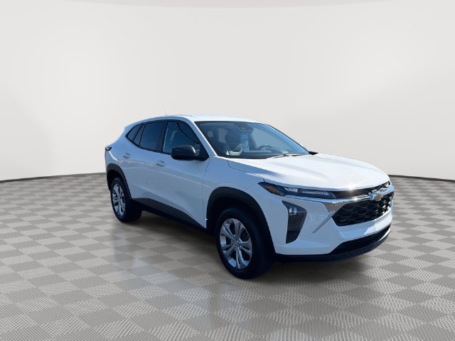 Used 2026 Chevrolet Trax LS SUV