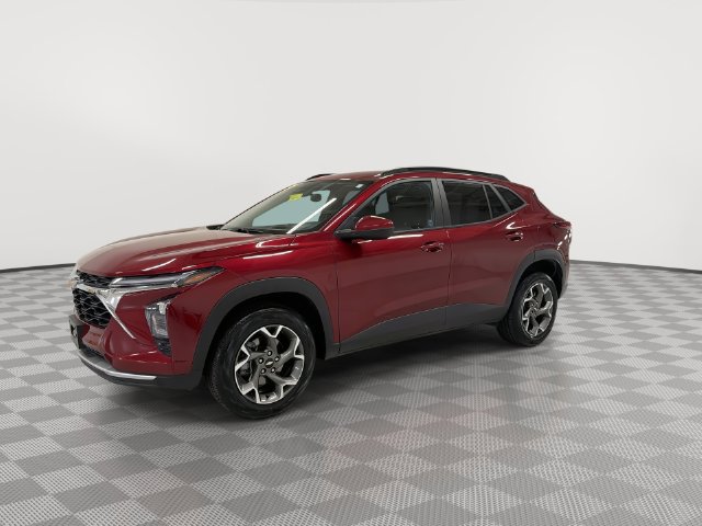 2025 Chevrolet Trax LT - Photo 8