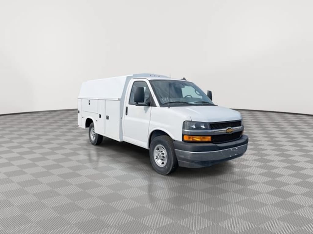 New 2025 Chevrolet Express Cutaway 3500 1WT Cutaway Van