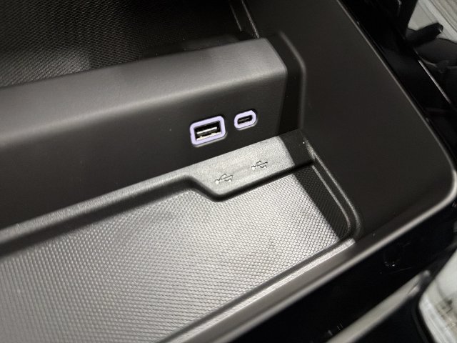 2026 Chevrolet Tahoe LT - Photo 32