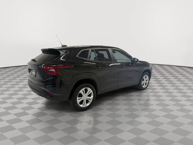2026 Chevrolet Trax LS - Photo 13