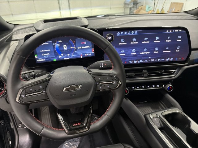 2026 Chevrolet Equinox EV RS - Photo 20