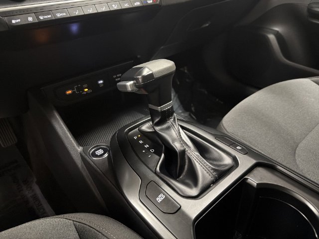 2025 Kia K4 LXS - Photo 26