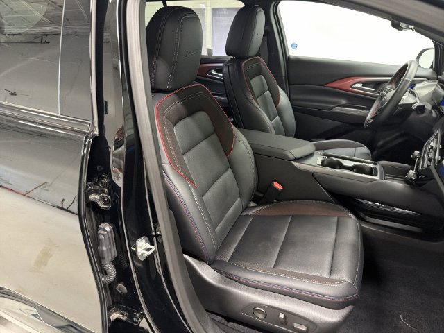 2026 Chevrolet Equinox EV RS - Photo 21