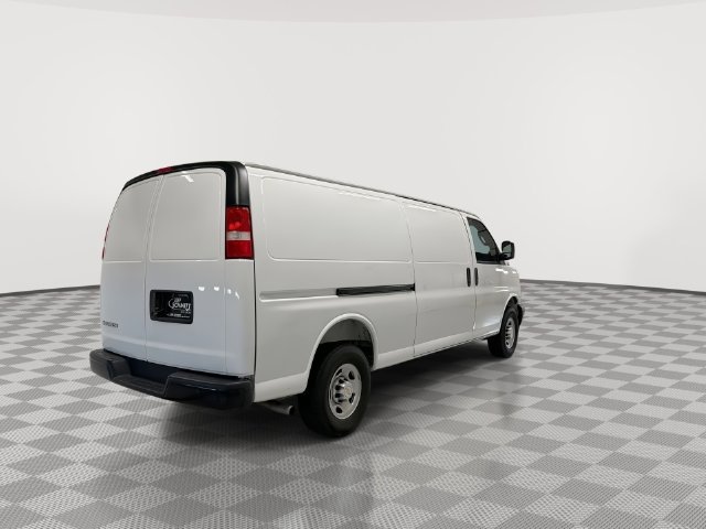 2025 Chevrolet Express Cargo Work Van - Photo 13