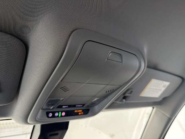 2024 Chevrolet Equinox LT - Photo 32