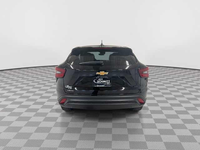 2026 Chevrolet Trax LS - Photo 11