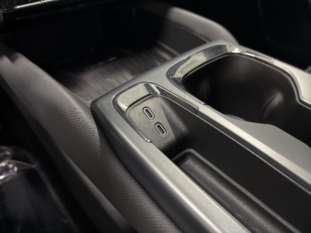 2026 Chevrolet Equinox EV RS - Photo 31