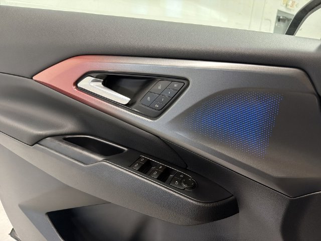 2026 Chevrolet Equinox EV RS - Photo 25