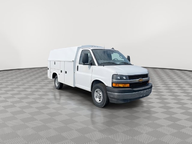 New 2025 Chevrolet Express Cutaway 3500 1WT Cutaway Van